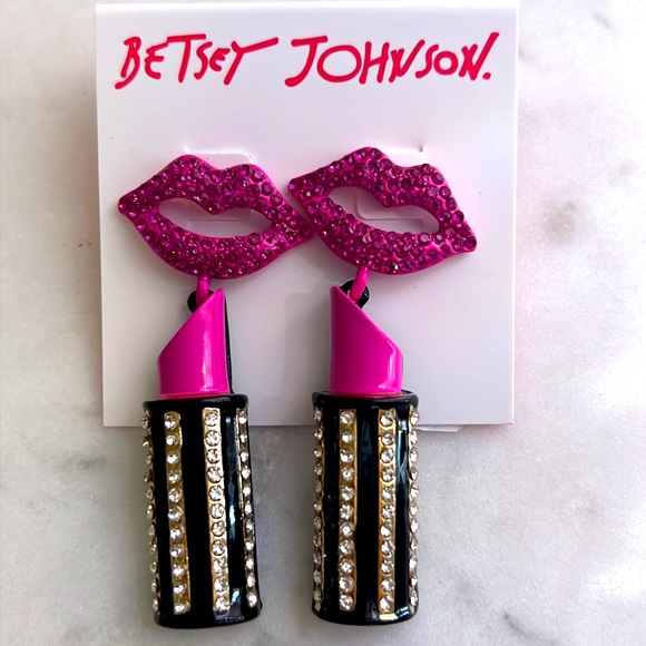 New Betsey Johnson GOING ALL OUT LIPSTICK DROP EARRINGS - Picture 5 of 10